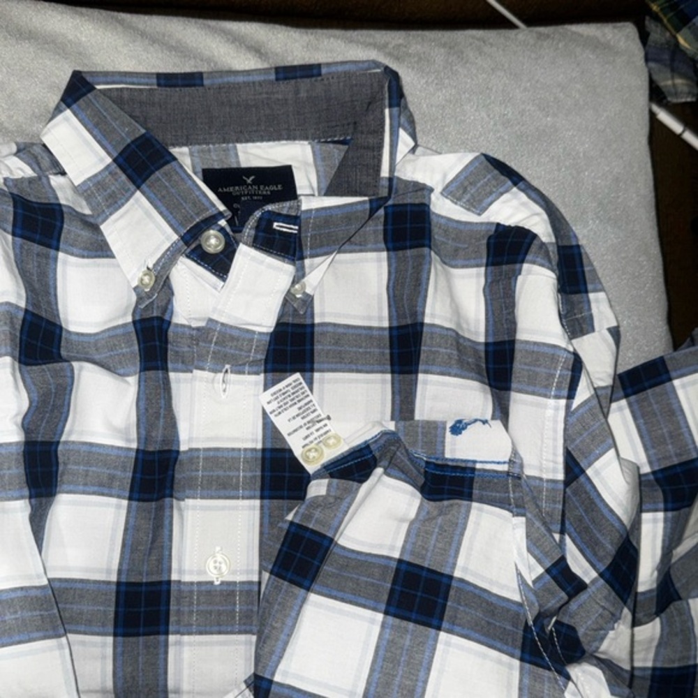 American Eagle Outfitters I Men's Plaid Button-Down Shirt I Size M I Classic Fit